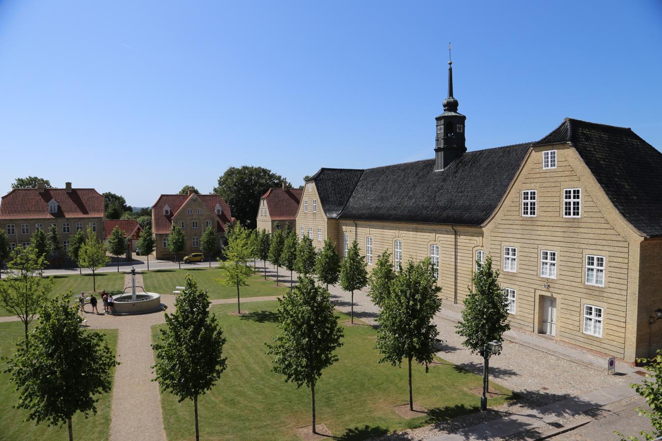Kirkepladsen i Christiansfeld