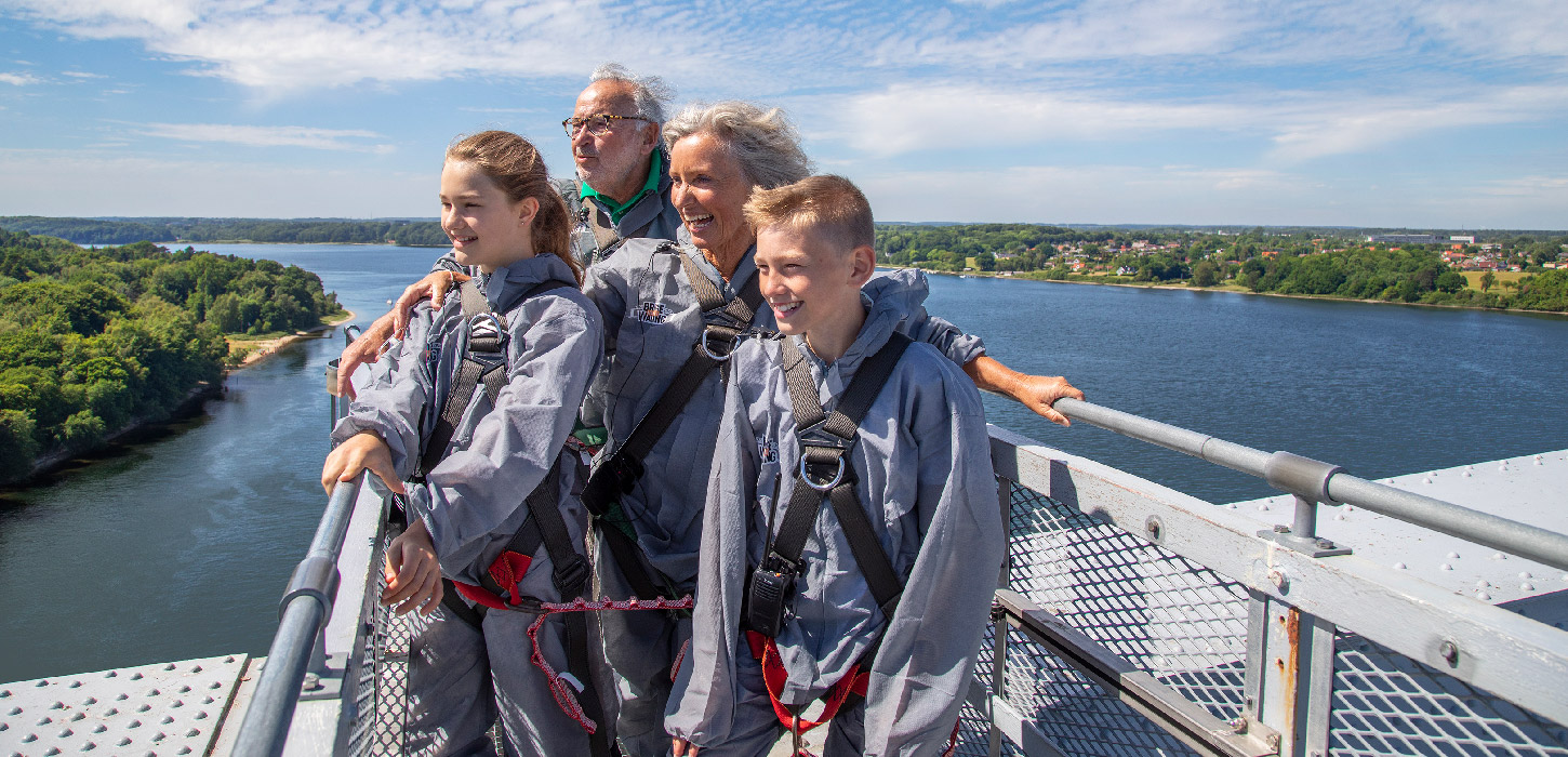Fredericia BridgeWalking