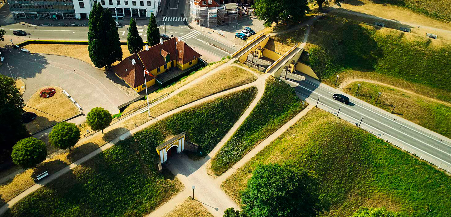 Dronebillede af Fredericia Vold