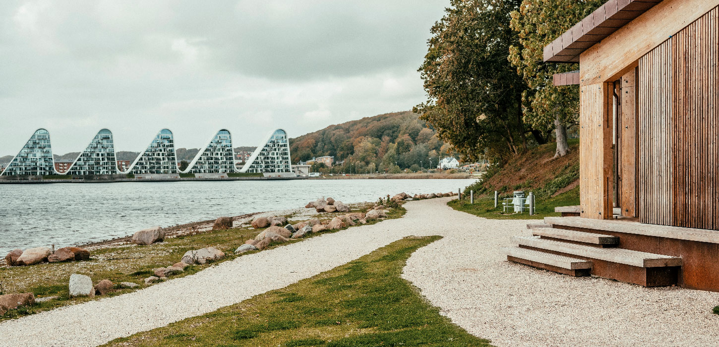 Bølgen-med-stier-Destination Trekantomraadet