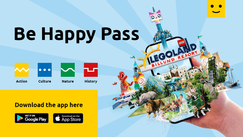 En hånd der holder en mobiltelefon, som viser de største attraktioner i trekantområdet. Der er link til at downloade appen