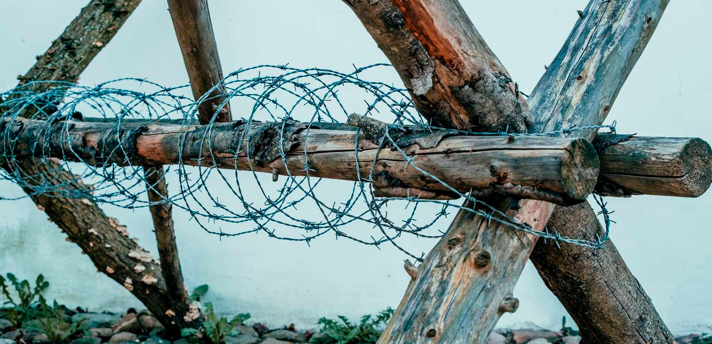 Hope&Despair Musuem Kolding - pigtråd